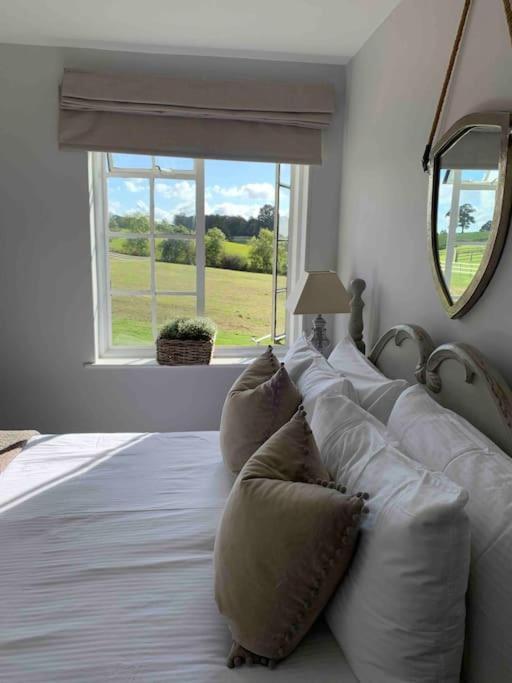 The Coach House Leilighet Alderbury Eksteriør bilde